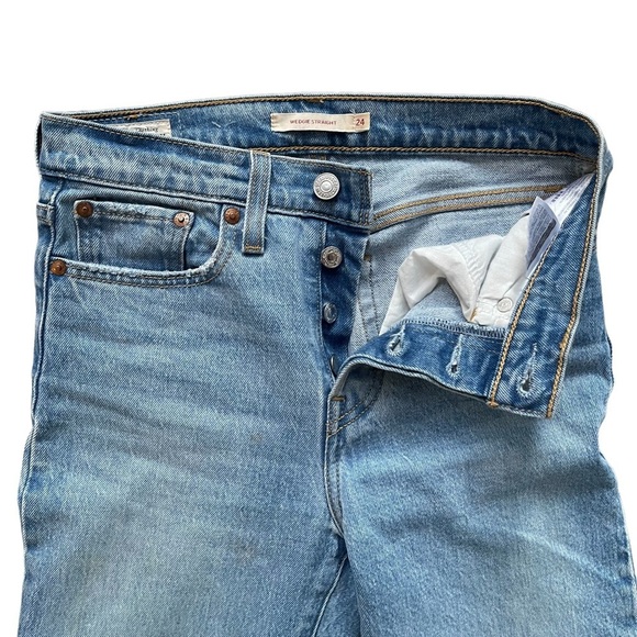 Levi's Women's High Rise Jeans - Medium Blue - Picture 3 of 9